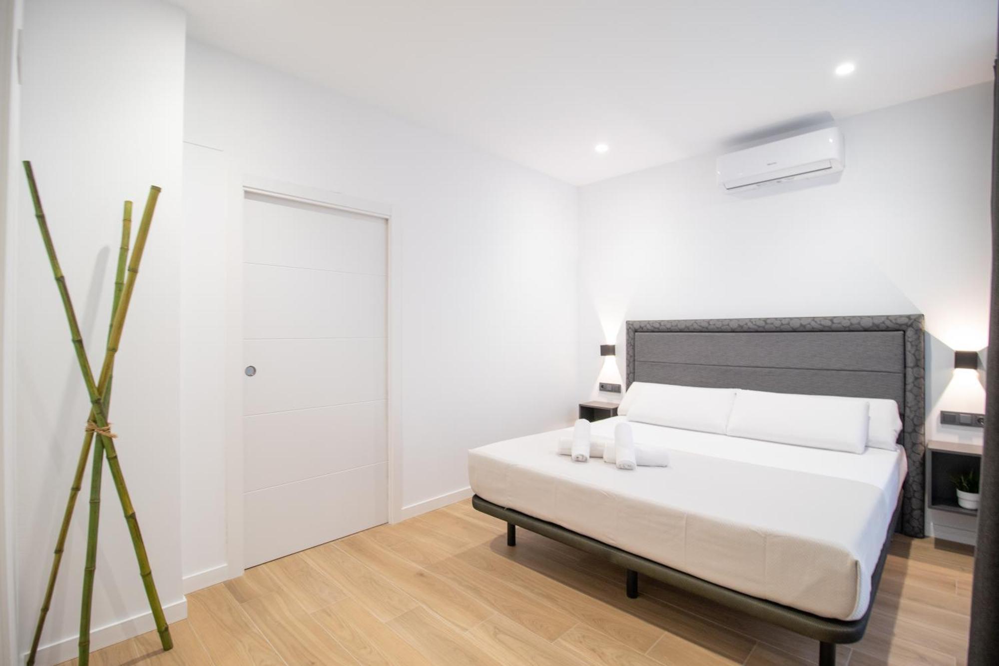 Bedtime Suites By Concept Flats Валенсия Екстериор снимка