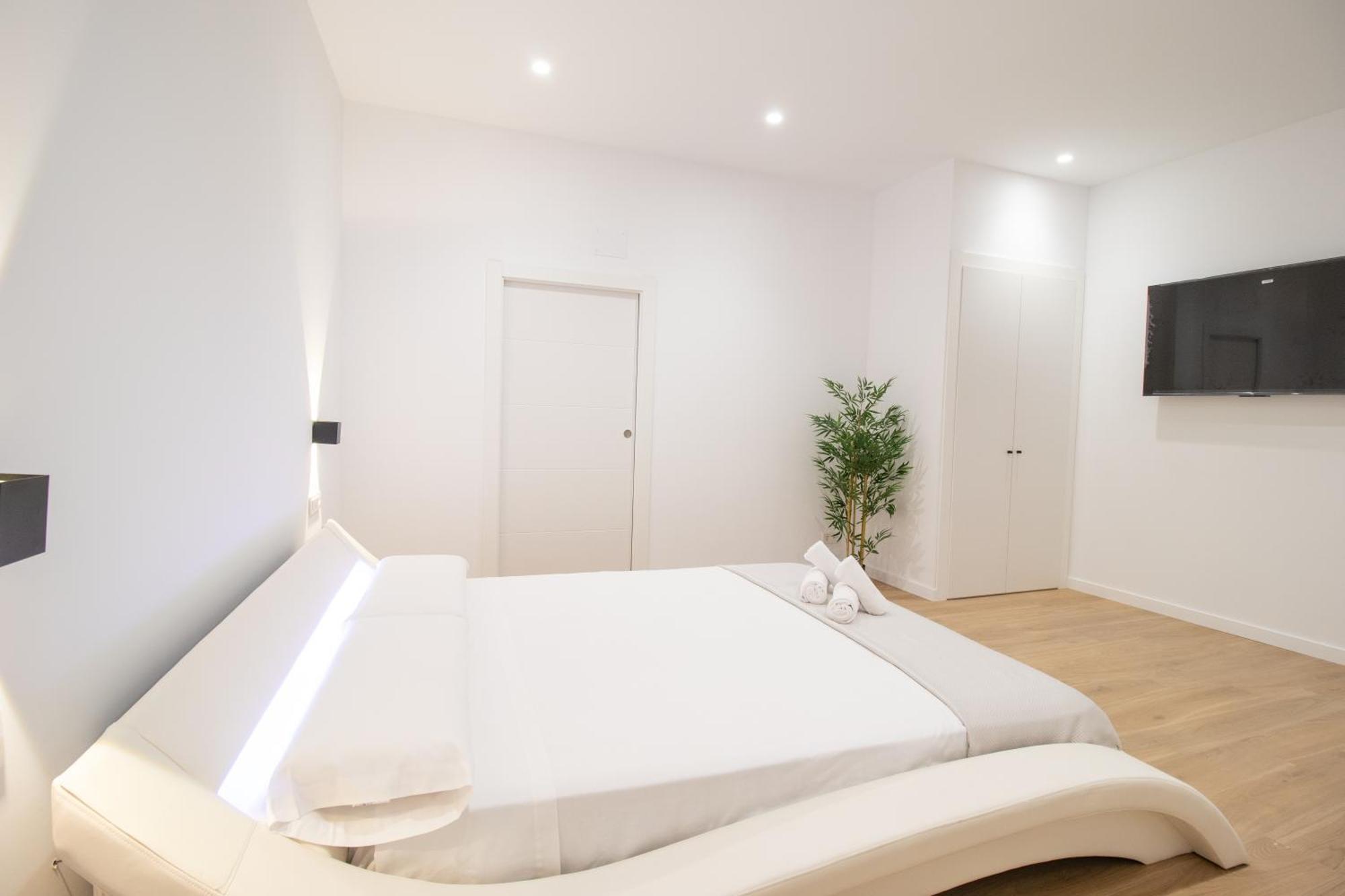Bedtime Suites By Concept Flats Валенсия Екстериор снимка