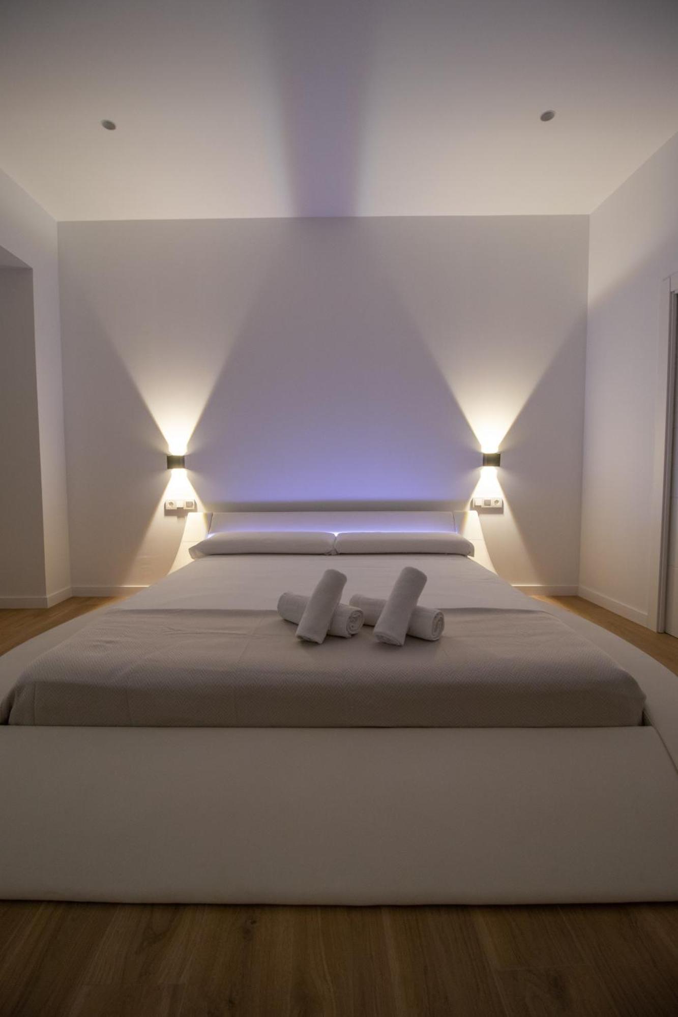 Bedtime Suites By Concept Flats Валенсия Екстериор снимка